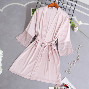 Women Silk Satin Short Night Robe Solid Kimono Robe Sexy Lace Trim Bathrobe Peignoir Bride Bridesmaid Robe Fashion Dressing Gown