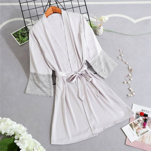 Women Silk Satin Short Night Robe Solid Kimono Robe Sexy Lace Trim Bathrobe Peignoir Bride Bridesmaid Robe Fashion Dressing Gown